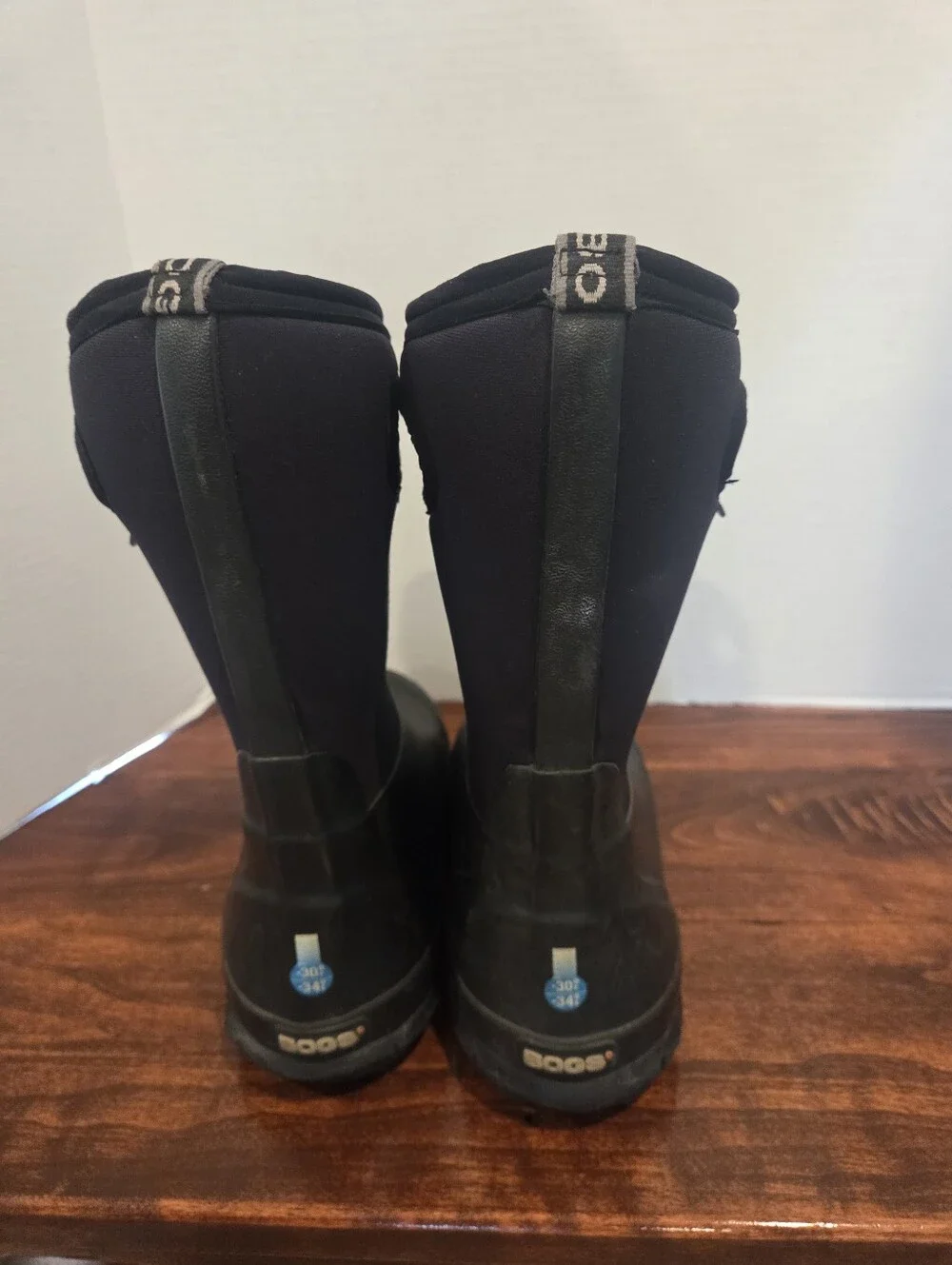 Bogs Youth Sz 6 Black Waterproof Insulated Rain Snow Boots Classic High